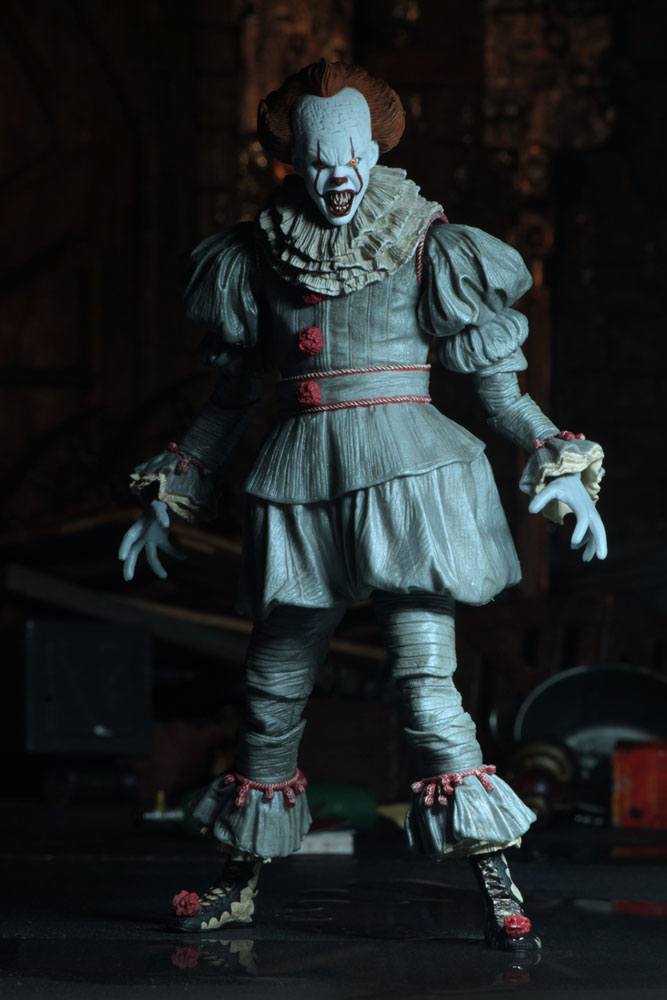 NECA - IT ULTIMATE DANCING CLOWN PENNYWISE ACTION FIGURE