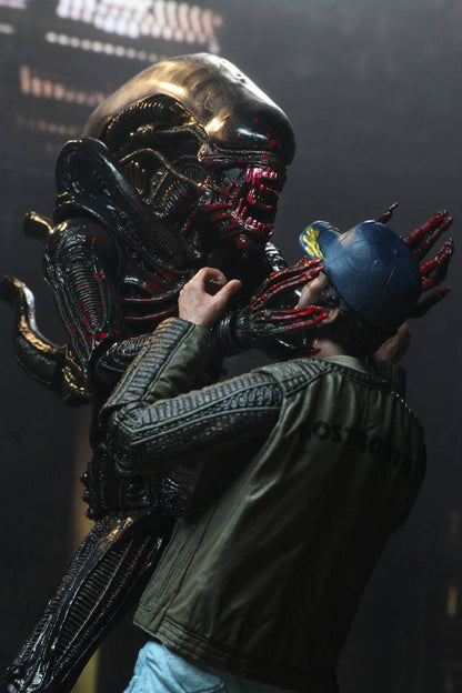 NECA - Alien Action Figure 18 cm 40Th Anniversary Series 2 - The Alien Bloody