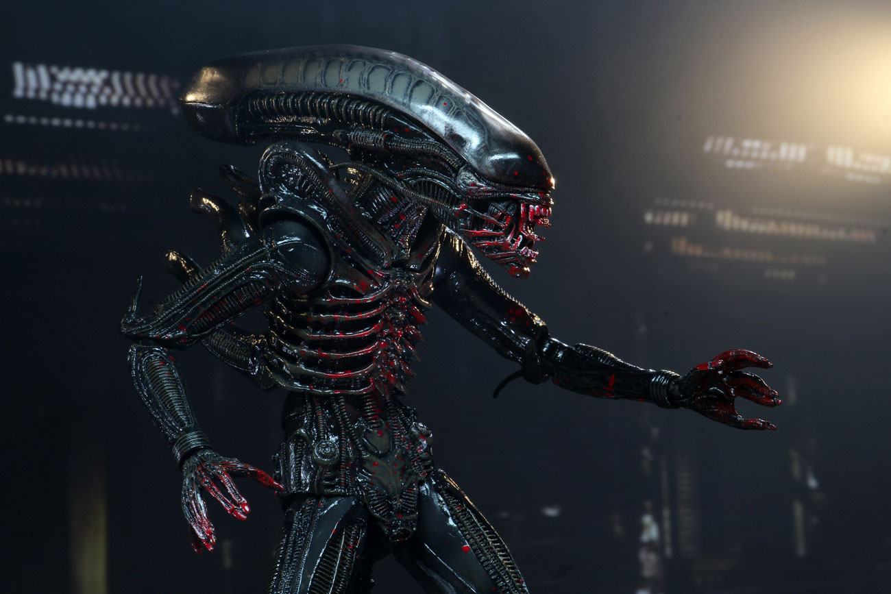 NECA - Alien Action Figure 18 cm 40Th Anniversary Series 2 - The Alien Bloody