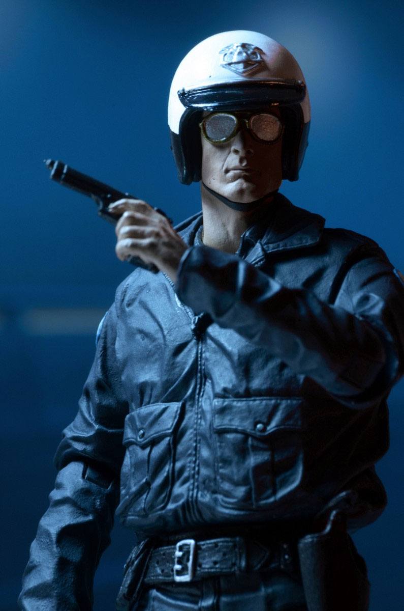 NECA - Terminator 2 - T-1000 (Motorcycle Cop) Action Figure Ultimate