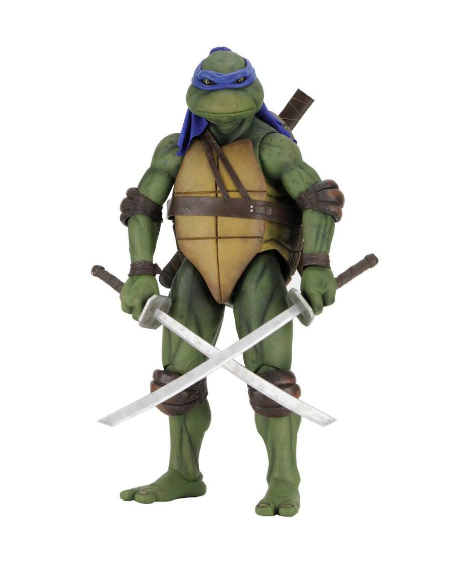 NECA - TMNT Teenager Mutant Ninja Turtles Action Figure 1:4 Leonardo