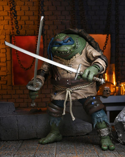 NECA - Universal Monsters TMNT Teenager Mutant Ninja Turtles Action Figure Ultimate Leonardo as The Hunchback