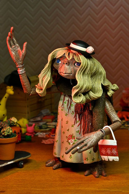 NECA - E.T. 40th Anniversary Dress-Up Ult Af