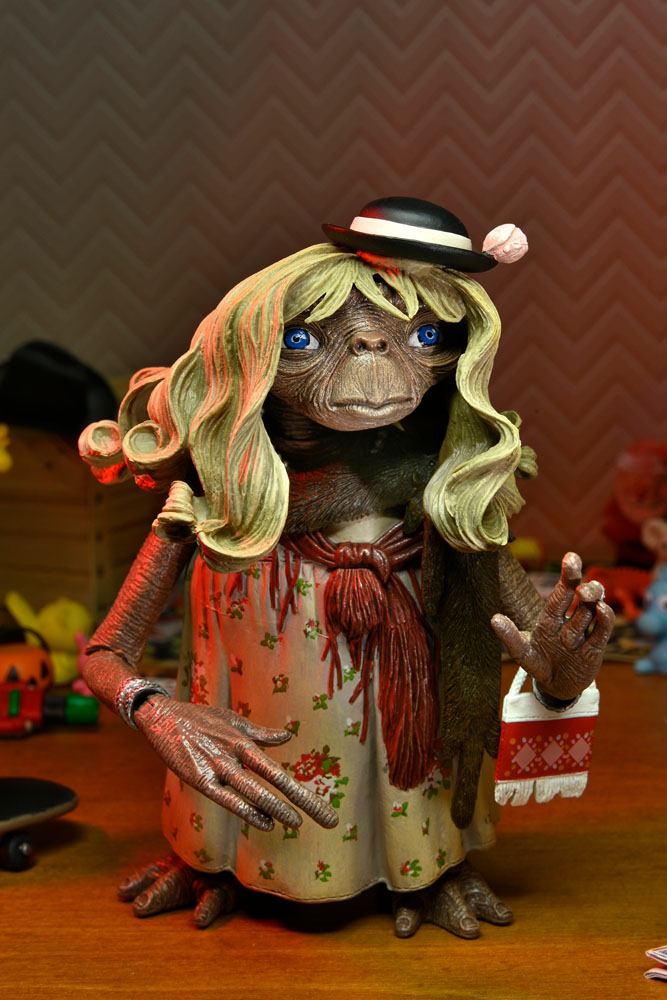 NECA - E.T. 40th Anniversary Dress-Up Ult Af