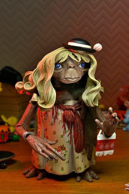 NECA - E.T. 40th Anniversary Dress-Up Ult Af