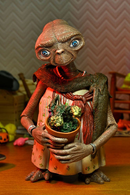 NECA - E.T. 40th Anniversary Dress-Up Ult Af