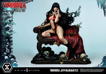 PRIME 1 STUDIOS - Dynamite Entertainment Statue 1:3 Vampirella Design by Stanley Artgerm Lau Bonus Ver