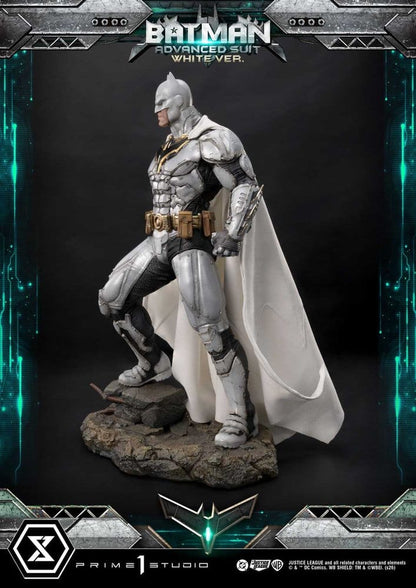 PRIME 1 - DC Comics Ultimate Museum Masterline Statue Batman Advanced Suit White Version (Design By Josh Nizzi)