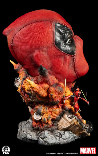 PCS COLLECTIBLES - Marvel Fine Art Bust Deadpool