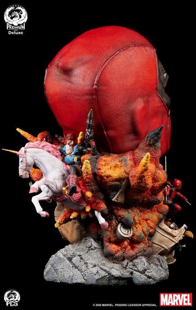 PCS COLLECTIBLES - Marvel Fine Art Bust Deadpool Deluxe Edition