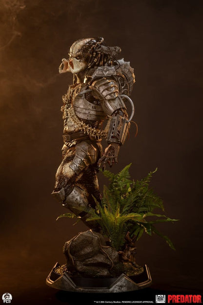 PCS - Predator Statue 1/2 Predator