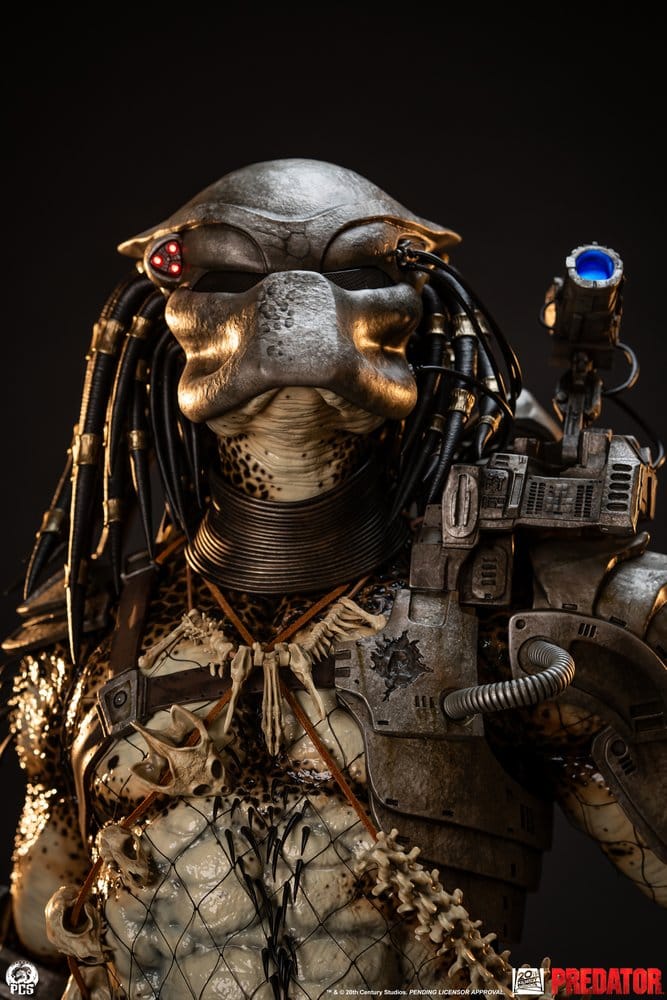 PCS - Predator Statue 1/2 Predator