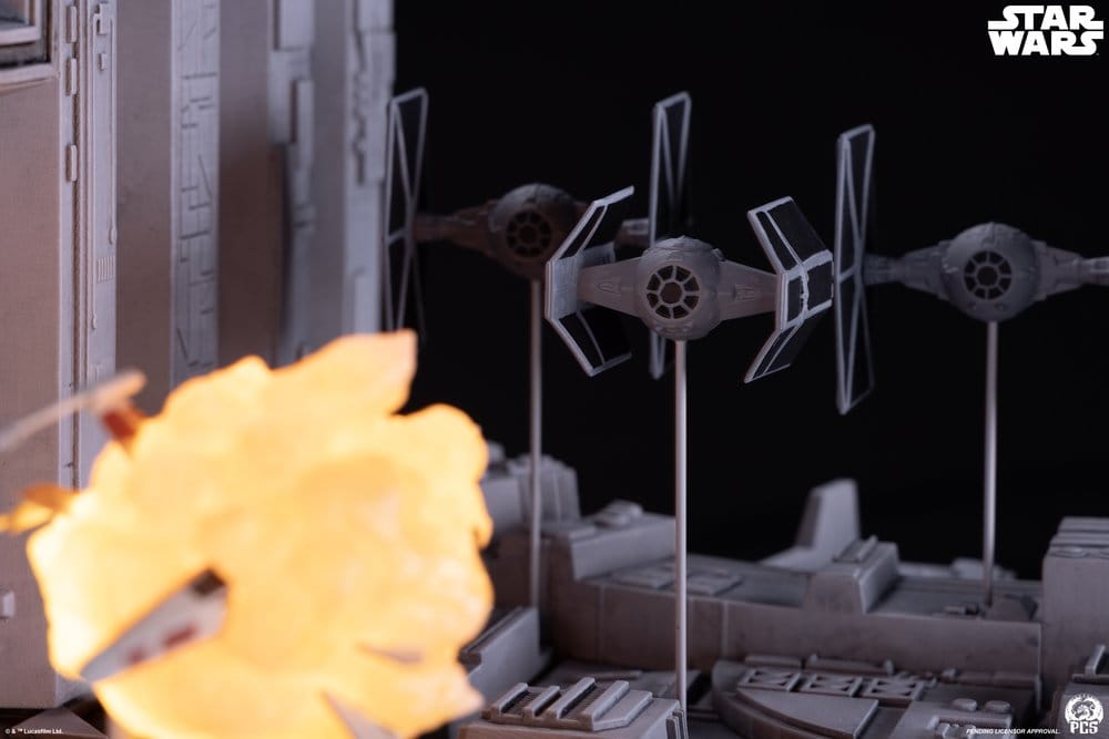 PCS - Star Wars Movie Moments Mini Scale Diorama Trench Run