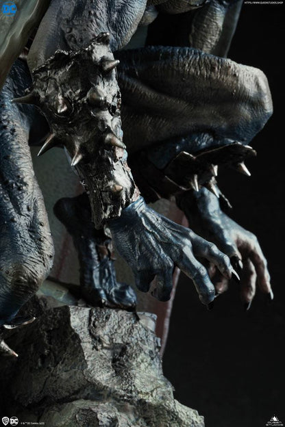 QUEEN STUDIOS - Dc Comics - Statue 1:4 Bloodstorm Batman Premium Edition