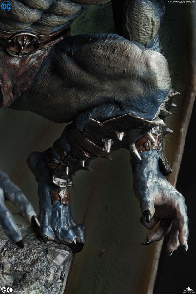 QUEEN STUDIOS - Dc Comics - Statue 1:4 Bloodstorm Batman Premium Edition