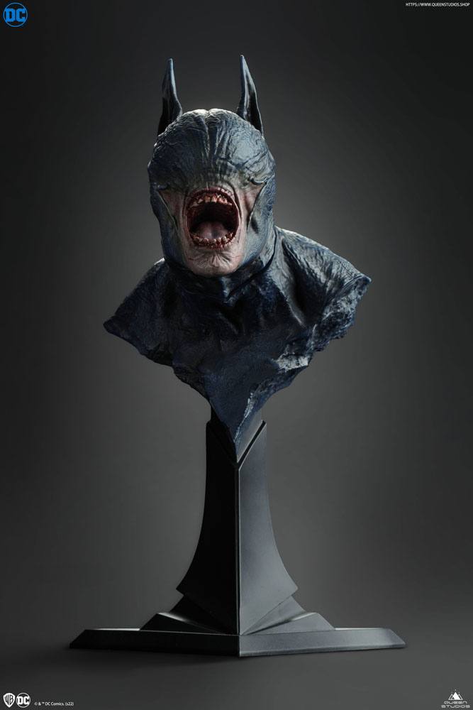 QUEEN STUDIOS - Dc Comics - Statue 1:4 Bloodstorm Batman Premium Edition