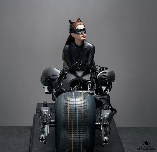 QUEEN STUDIOS - The Dark Knight Rises Statue 1/3 Catwoman