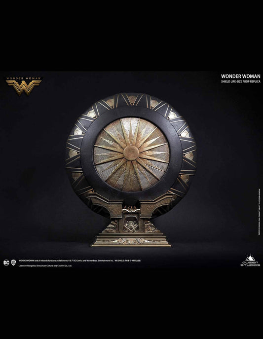 QUEEN STUDIOS - Dc Comics - Wonder Woman Life-Size Replica Wonder Woman Shield Regular Edition