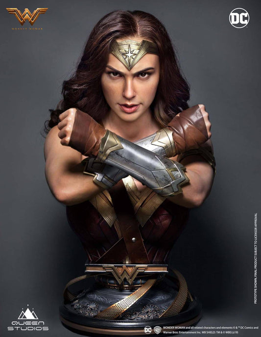 QUEEN STUDIOS - DC Comics Bust 1/1 Wonder Woman
