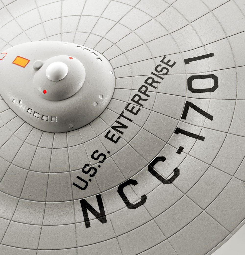 REVELL - Star Trek Tos Model Kit 1/600 U.S.S. Enetrprise NCC-1701