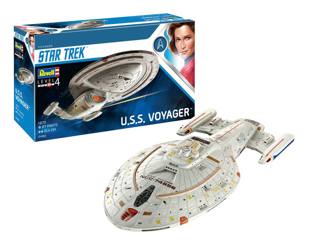 REVELL - Star Trek Model Kit U.S.S. Voyager 1/670