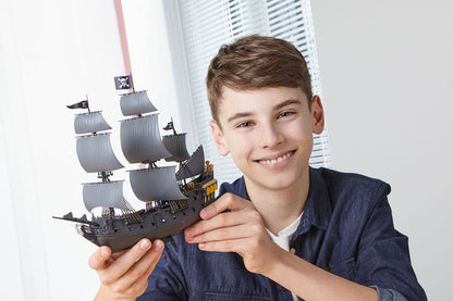 REVELL - Pirates of The Caribbean Dead Men Tell No Tales Easy-Click Model Kit 1/150 Black Pearl