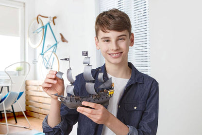 REVELL - Pirates of The Caribbean Dead Men Tell No Tales Easy-Click Model Kit 1/150 Black Pearl