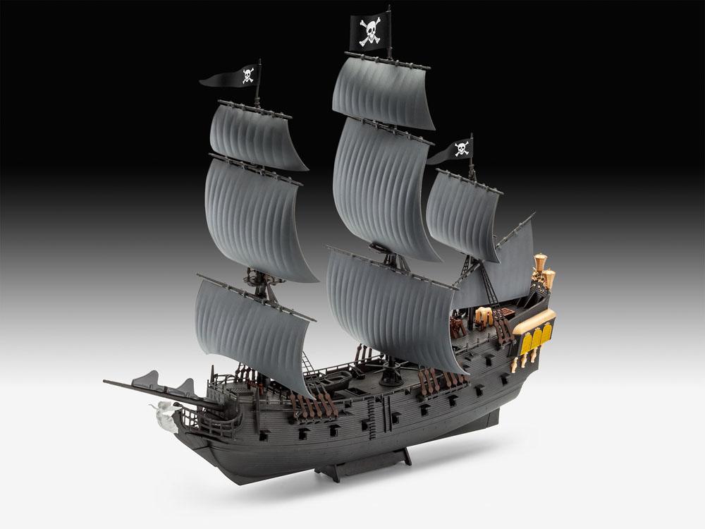 REVELL - Pirates of The Caribbean Dead Men Tell No Tales Easy-Click Model Kit 1/150 Black Pearl
