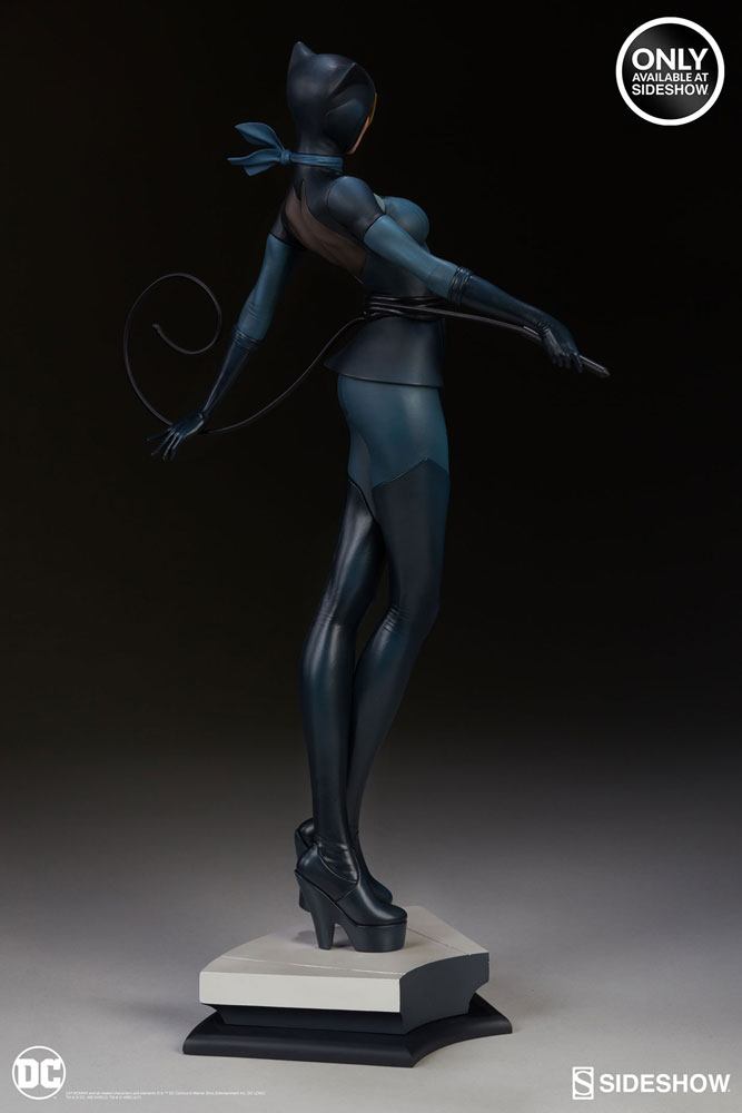 SIDESHOW - Dc Comics - Catwoman Stanley Artgerm Lau Art EXCLUSIVE Statue SS200428