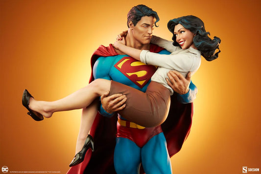 SIDESHOW - Dc Comics - Diorama Superman & Lois Lane