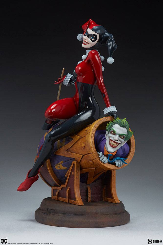 SIDESHOW - Dc Comics - Diorama Harley Quinn and The Joker SS200575