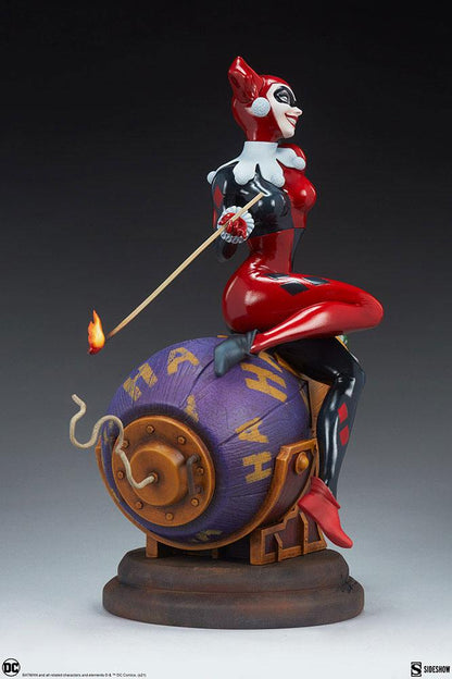 SIDESHOW - DC Comics Diorama Harley Quinn and The Joker