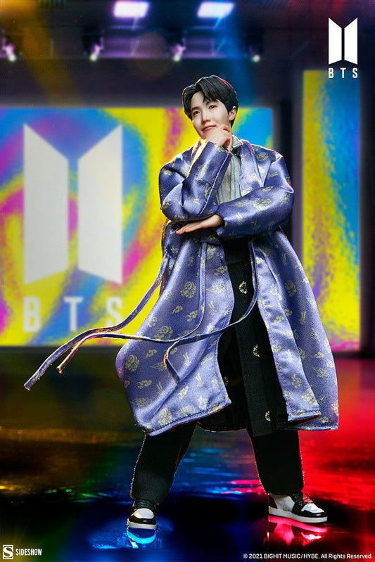 SIDESHOW - BTS Idol Collection Pvc Statue J-Hope DeLuxe