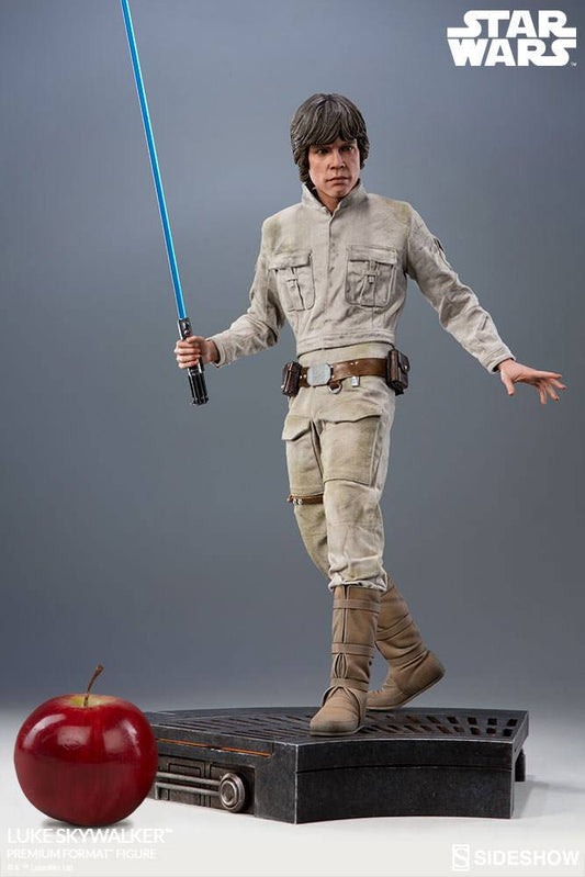 SIDESHOW - Star Wars Episode V Luke Skywalker Premium Format SS300187