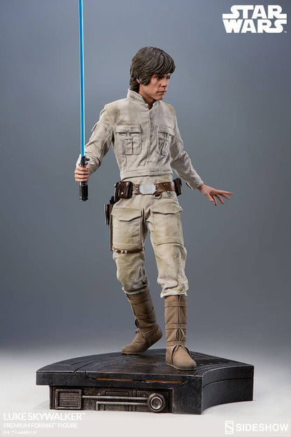 SIDESHOW - Star Wars Episode V Luke Skywalker Premium Format SS300187