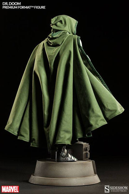 SIDESHOW - Marvel - Dr. Doom Premium Format
