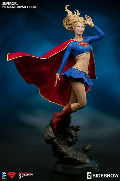 SIDESHOW - DC Comics Premium Format Figure Supergirl