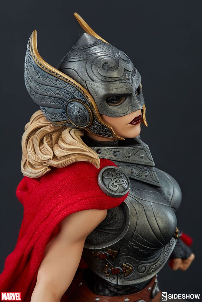 SIDESHOW - Marvel - Comics Thor Jane Foster Premium Format
