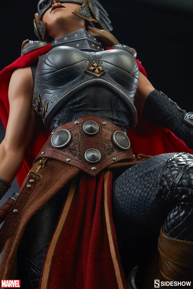 SIDESHOW - Marvel - Comics Thor Jane Foster Premium Format