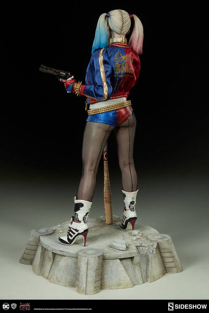 SIDESHOW - Dc Comics - Suicide Squad Harley Quinn Premium Format