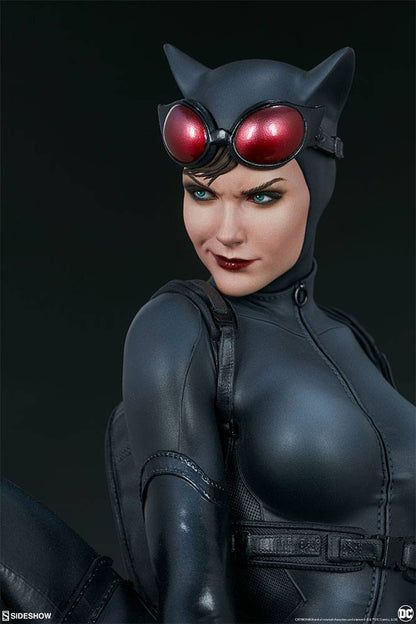 SIDESHOW - Dc Comics - Premium Format Figure Catwoman SS300678