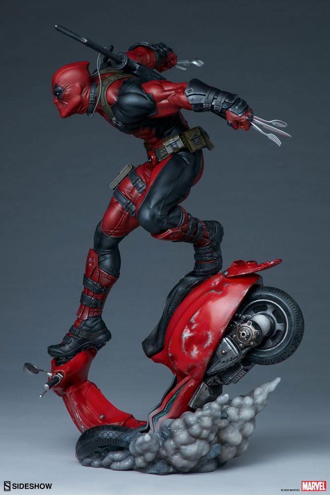 SIDESHOW - Marvel - Premium Format Statue Deadpool SS300690