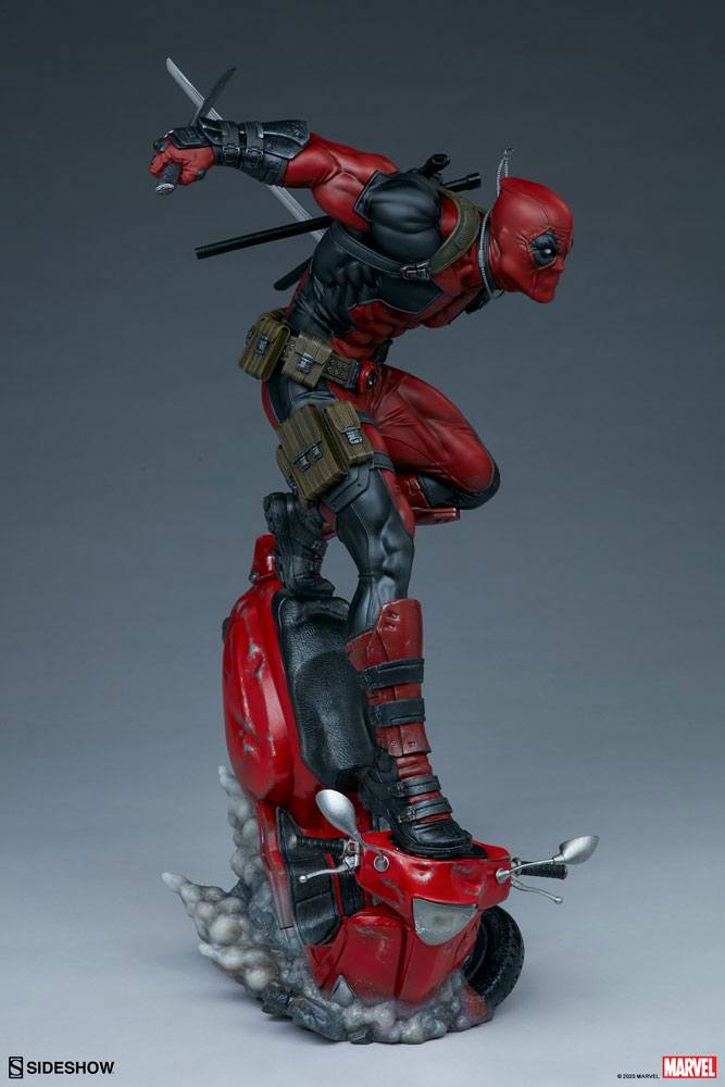 SIDESHOW - Marvel - Premium Format Statue Deadpool SS300690