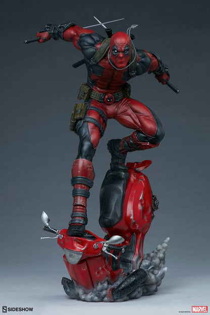 SIDESHOW - Marvel - Premium Format Statue Deadpool SS300690