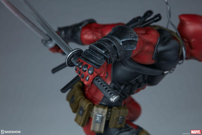 SIDESHOW - Marvel - Premium Format Statue Deadpool SS300690