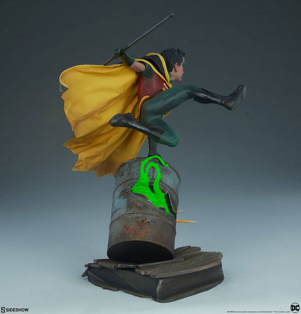 SIDESHOW - Dc Comics Premium Format Figure Robin 48 cm