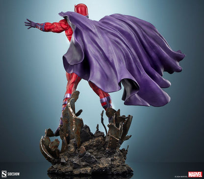 SIDESHOW - Marvel Premium Format Statue Magneto: Master of Magnetism