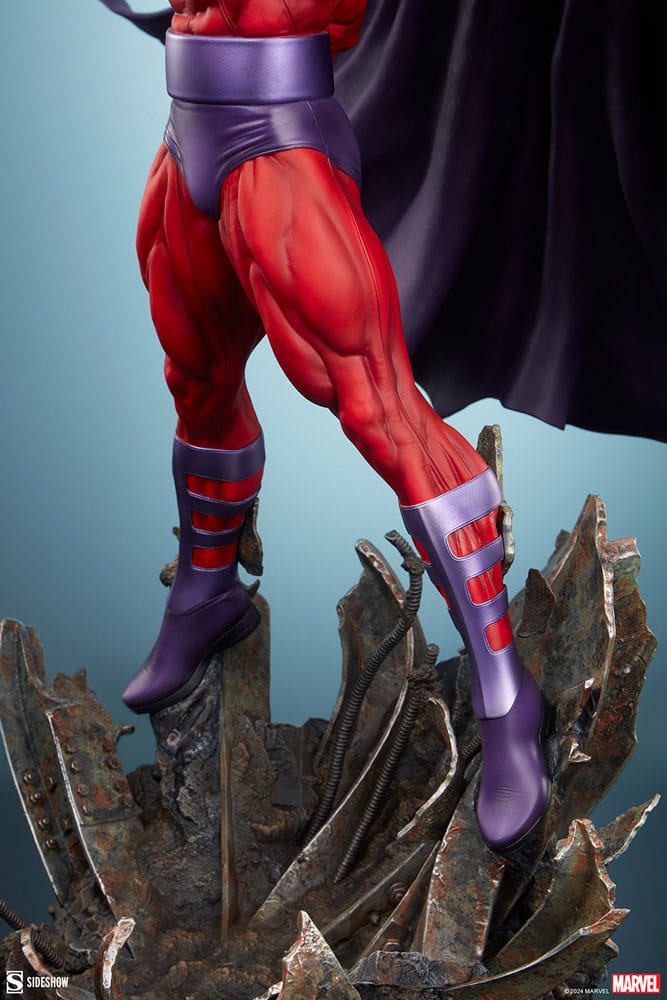 SIDESHOW - Marvel Premium Format Statue Magneto: Master of Magnetism