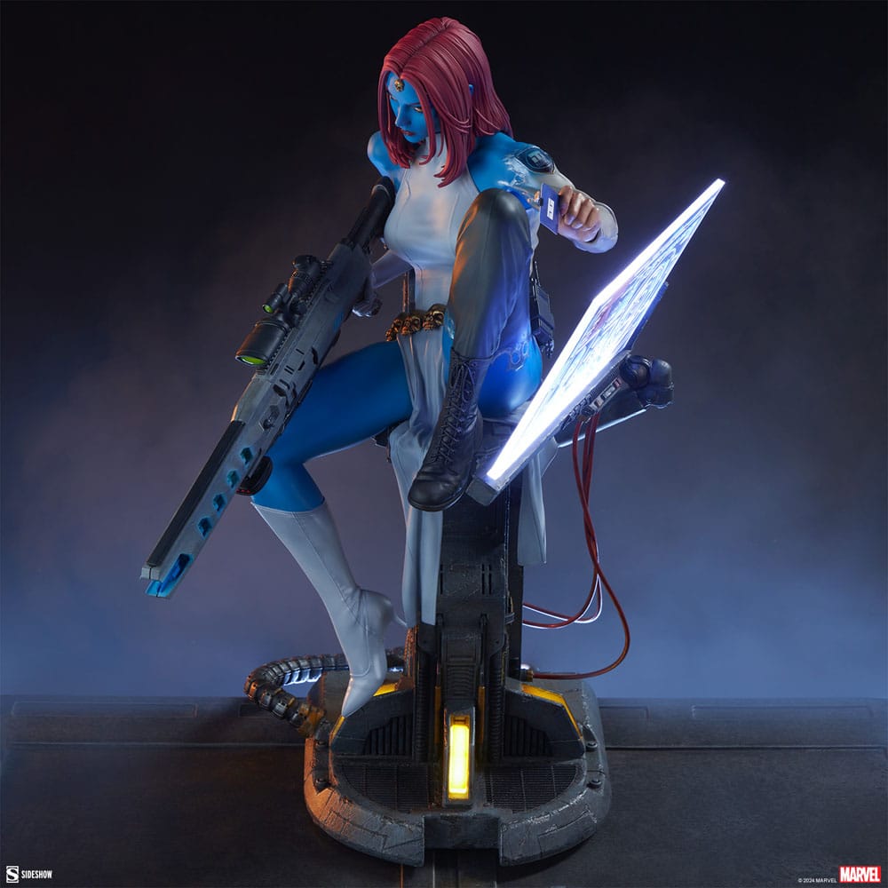 SIDESHOW - Marvel Premium Format Statue Mystique: Freedom and Destiny