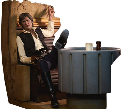 SIDESHOW - Star Wars Episode IV Mixed Media Premium Format Figure Han Solo: Sorry About the Mess